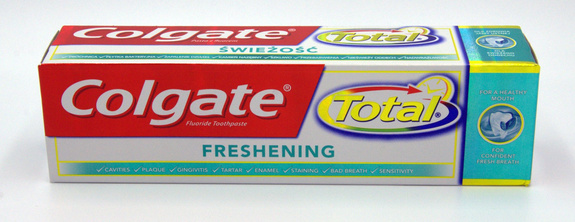 Colgate Total Toothpaste 100ml 16 pcs mix: 9 x Original 100ml, 3 x Daily Repair 100ml, 4 x Freshening 100ml