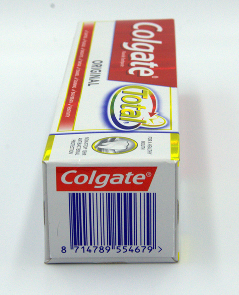 Colgate Total Toothpaste 100ml 16 pcs mix: 9 x Original 100ml, 3 x Daily Repair 100ml, 4 x Freshening 100ml