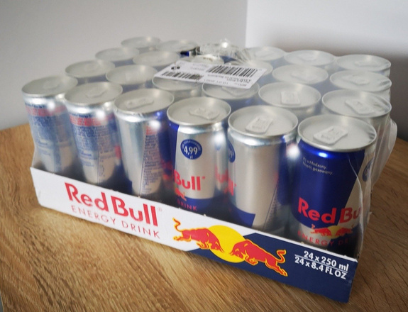 Red Bull  CAN 250 ml  pack Polish