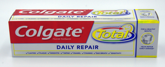 Colgate Total Toothpaste 100ml 16 pcs mix: 9 x Original 100ml, 3 x Daily Repair 100ml, 4 x Freshening 100ml