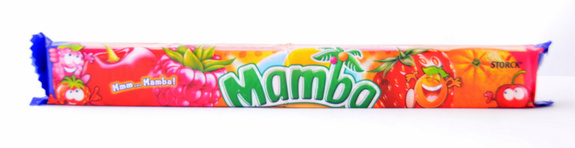 Mamba Gumy rozpuszczalne o smaku owocowym 106g (4x26,5g) / Box 50x106g 