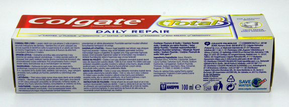 Colgate Total Toothpaste 100ml 16 pcs mix: 9 x Original 100ml, 3 x Daily Repair 100ml, 4 x Freshening 100ml