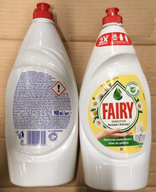 Fairy Sensitive Rumianek z Witaminą E płyn do mycia naczyń 900 ml